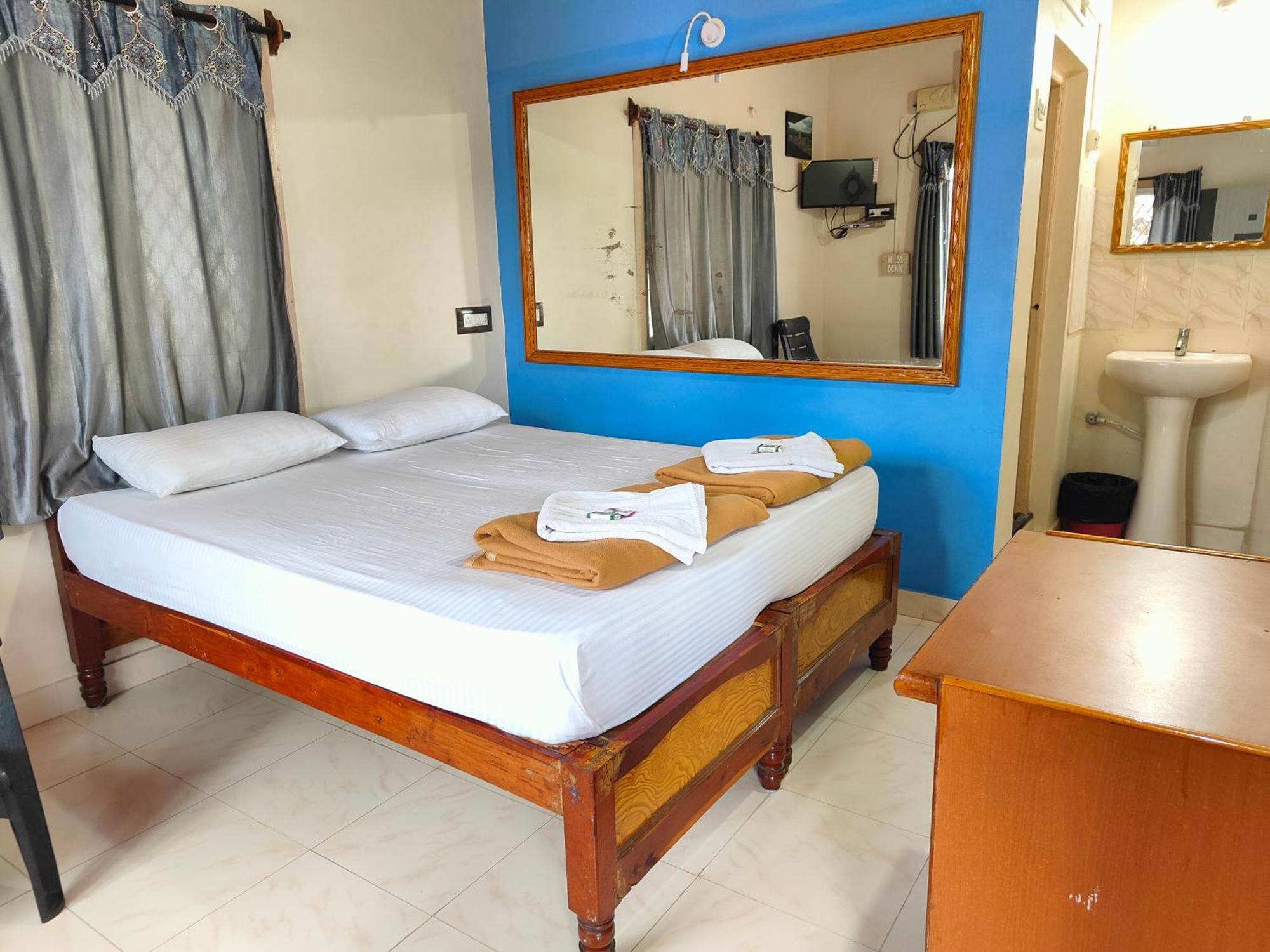 Rocky Guesthouse Hampi Eksteriør billede